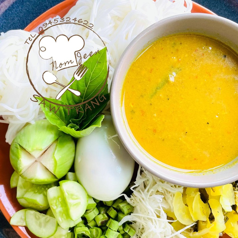 ขนมจีนแกงกะทิใต้