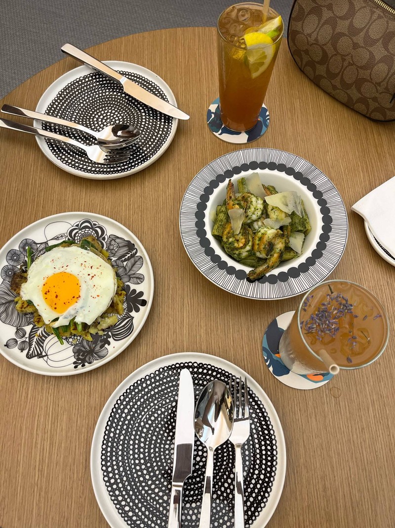 งือ ไม่เห็นมีลาย classic collection แง้วว