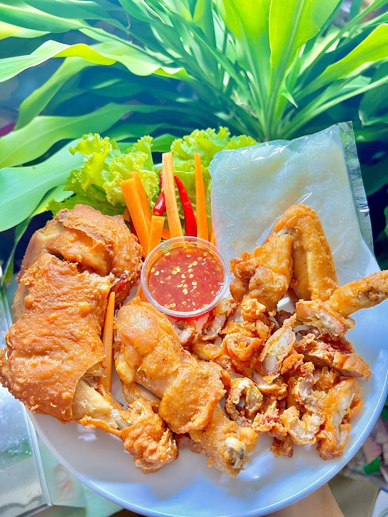 มิกซ์ไก่ทอดหมูทอด