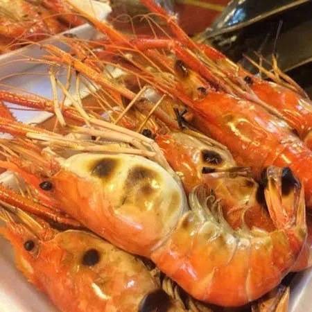 กุ้งย่างพร้อมน้ำจิ้มรสเเซ่บ