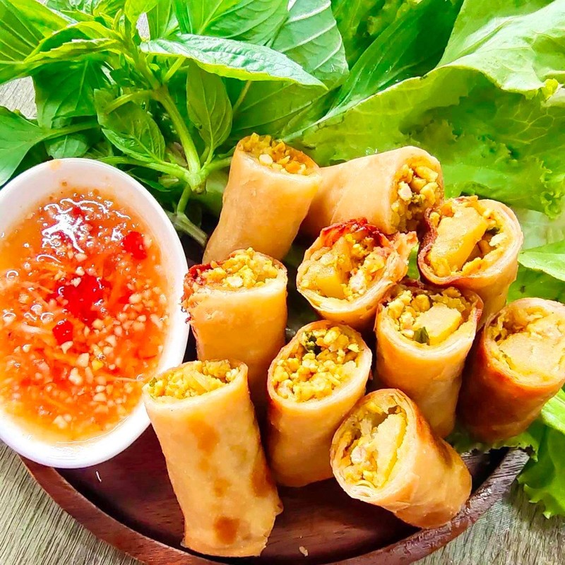 ใส้ไก่กะหรี่คืออร่อยมาก แป้งกรอบสุด