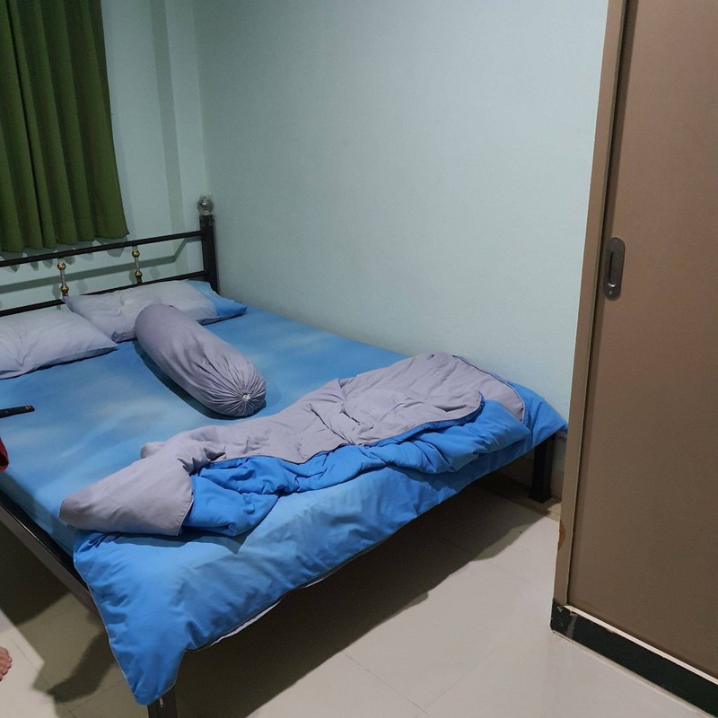 เตียงคือนอนคนเดียวไม่มีอะไร ปกติดีนะ .. แต่พอขึ้นนอน2คนแค่นั้นแหละ เสียงไม้รองฟู