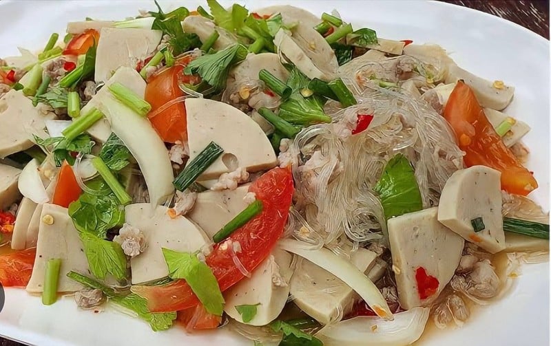 ยำวุ้นเส้นหมูยอ ยำรสเด็ด เเซ่บนัว ราคาถูก รสชาติถูกปากเเน่นอน