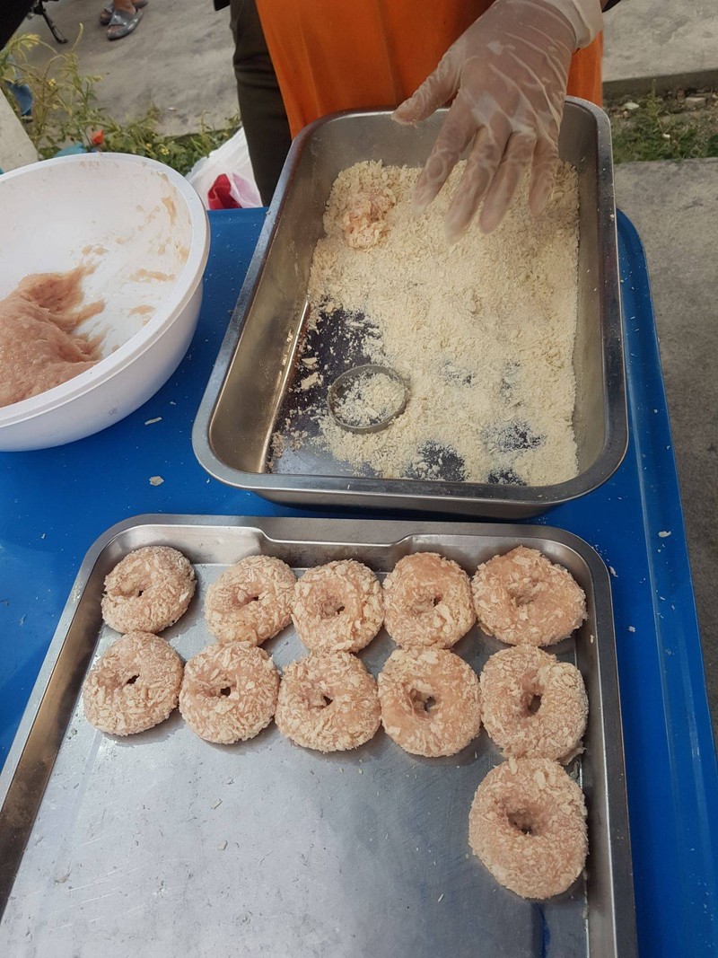 ปั้นสด ทอดใหม่ๆ