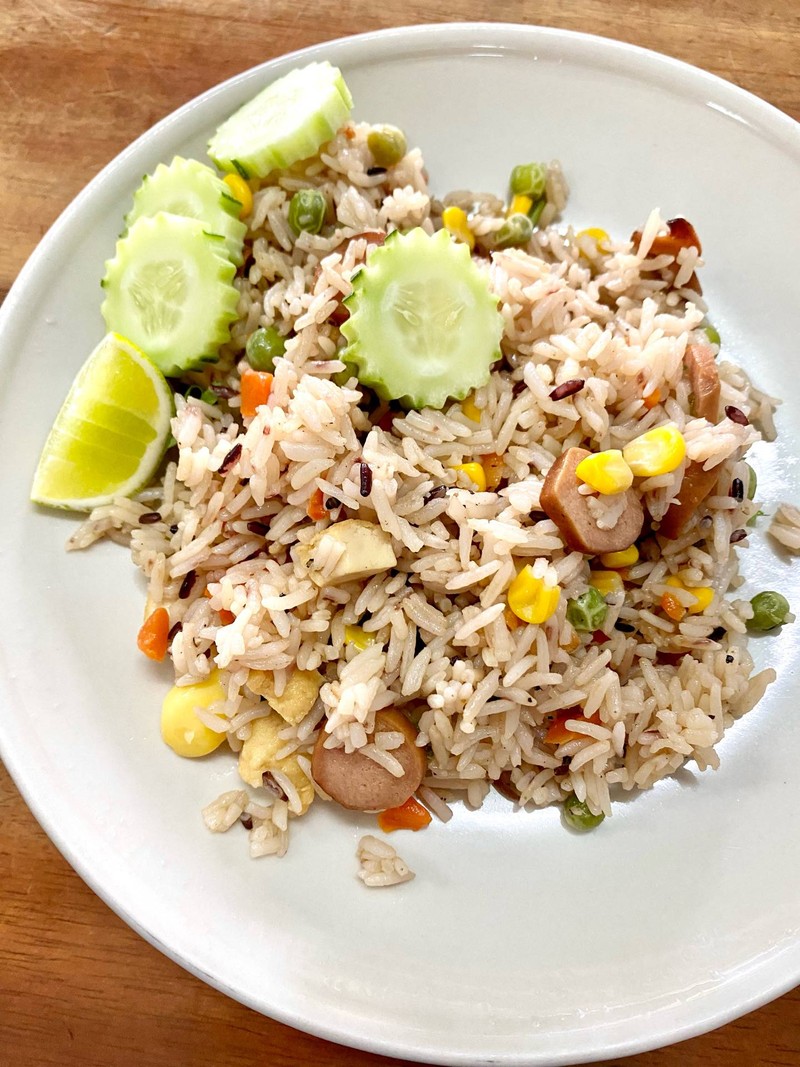 ข้าวผัดเจ 