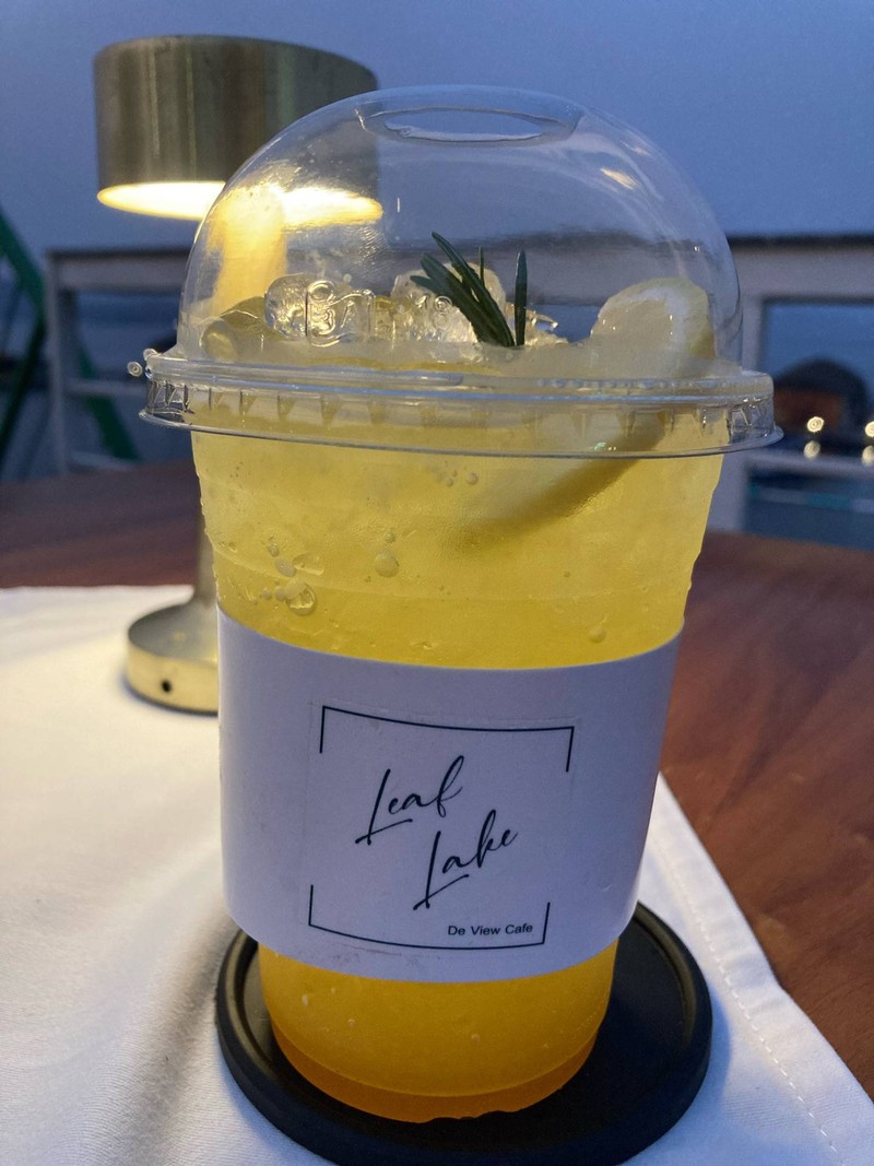 เครื่องดื่ม เสาวรสมะนาวโซดา