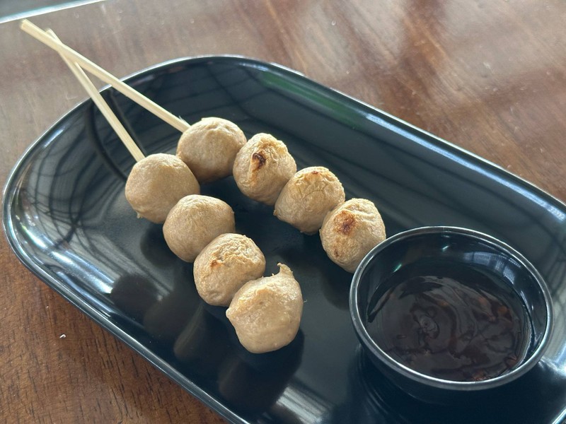 ลูกชิ้นปิ้ง