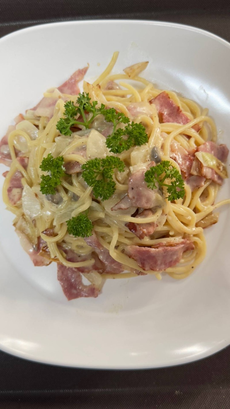 สปาเก็ตตี้คาโบนาร่า