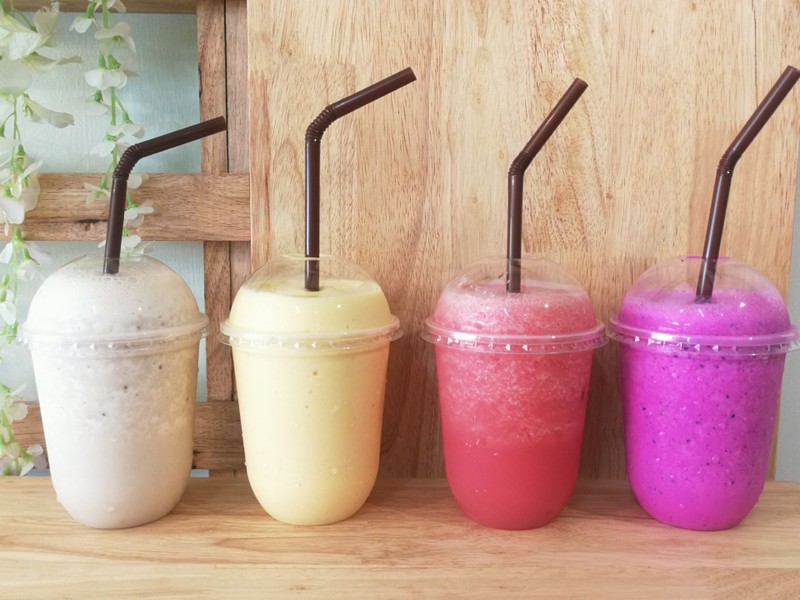 น้ำผลไม้ปั่นและโยเกิรต