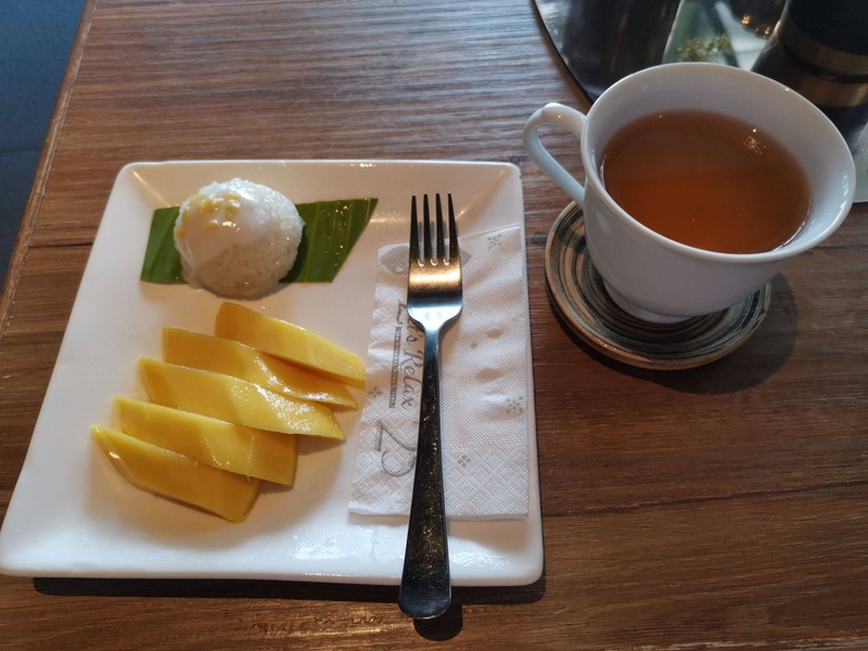 ข้าวเหนียวมะม่วงหลังนวด