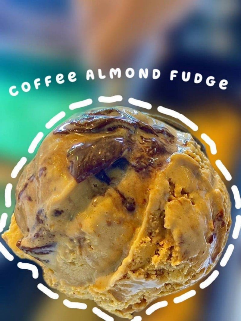 Coffee Almond Fudge [DL]
