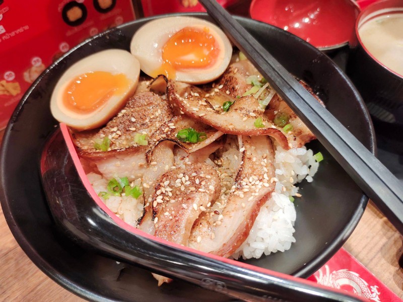 จานละ 129.- บาท