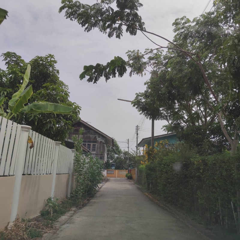 ซอยทางเข้าร้าน