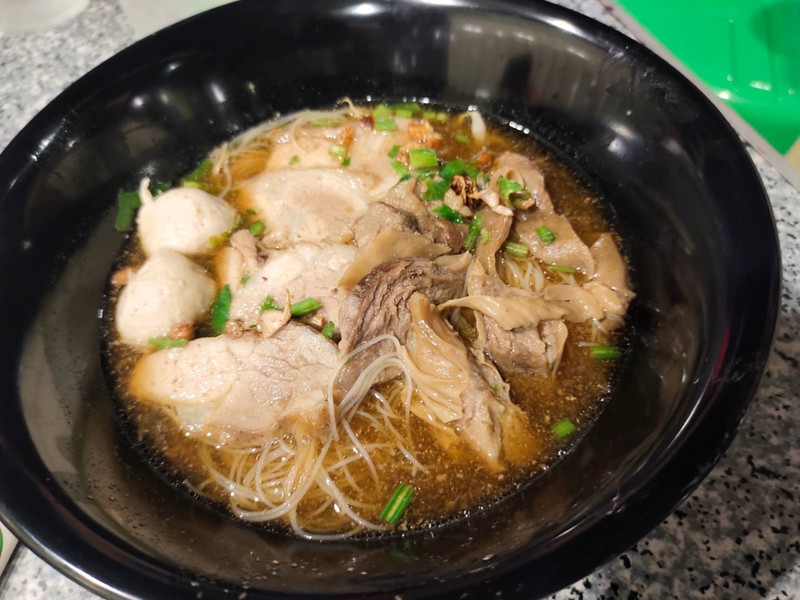 ชามละ 50.- บาท