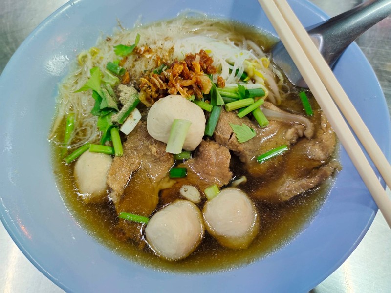 ชามละ 50.- บาท