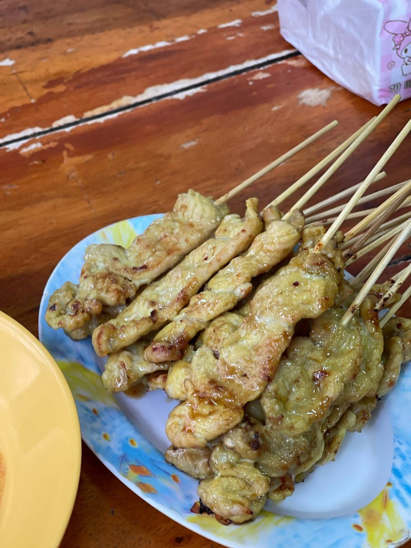 หมูสะเต๊ะสูตรโบราณ 50 ปี