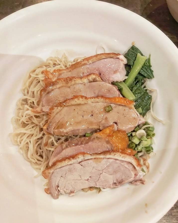 บะหมี่เป็ดย่าง (85.-)