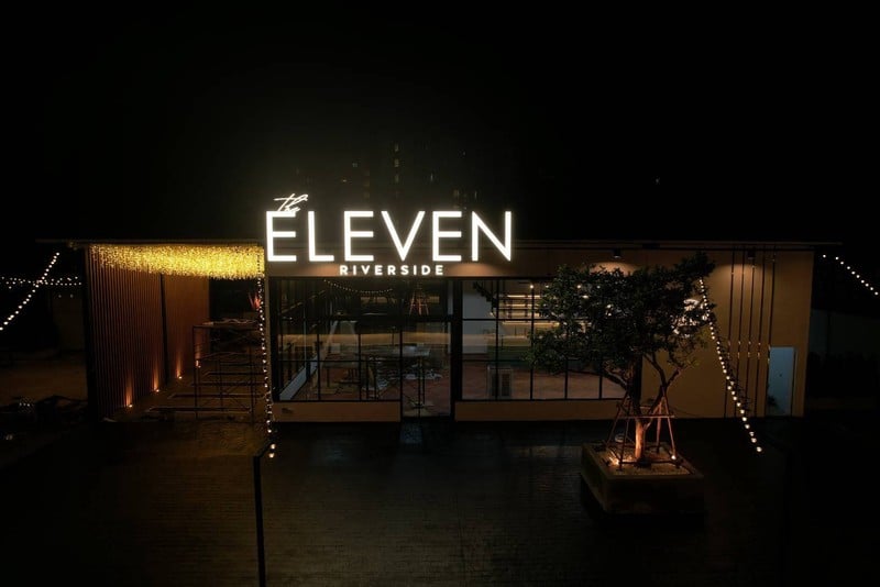 ริมแม่น้ำเจ้าพระยา ร้านนั่งชิล ฟังเพลงเพราะ