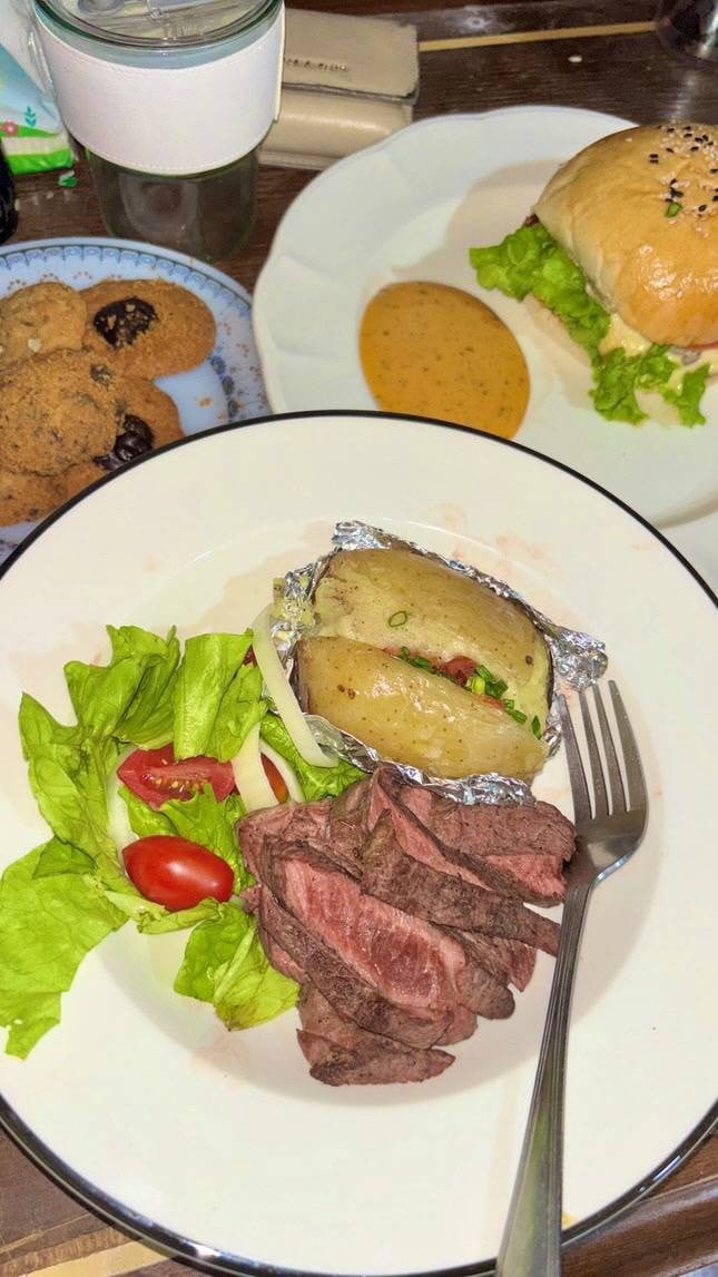 สเต๊ก พิคานญ่า