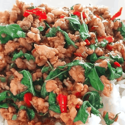 ข้าวกระเพราหมูสับพิเศษ