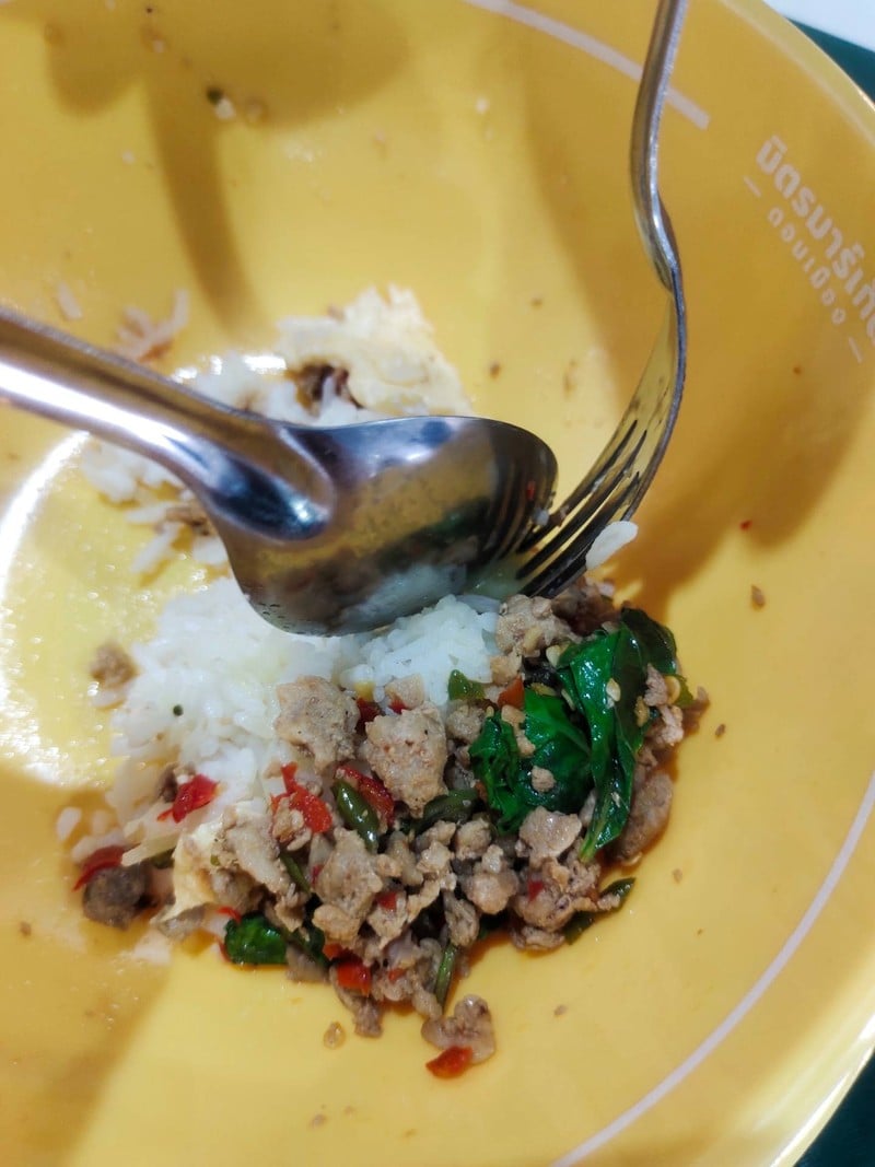 จานละ 60.- บาท