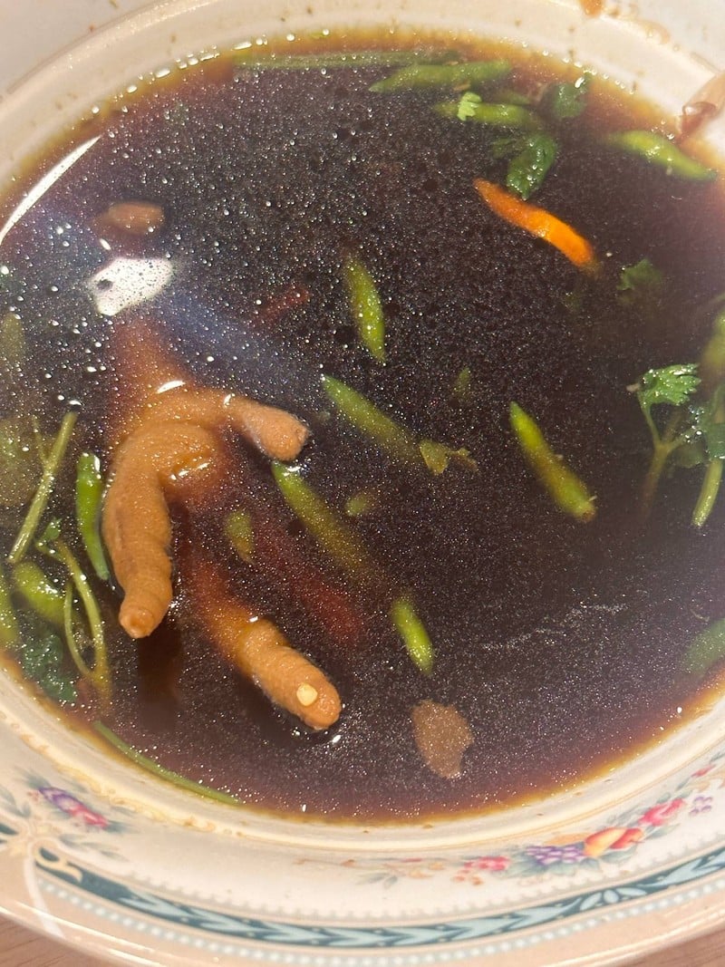ซุปเปอร์ตีนไก่ ( รูปตอนทานจะหมดแล้ว )