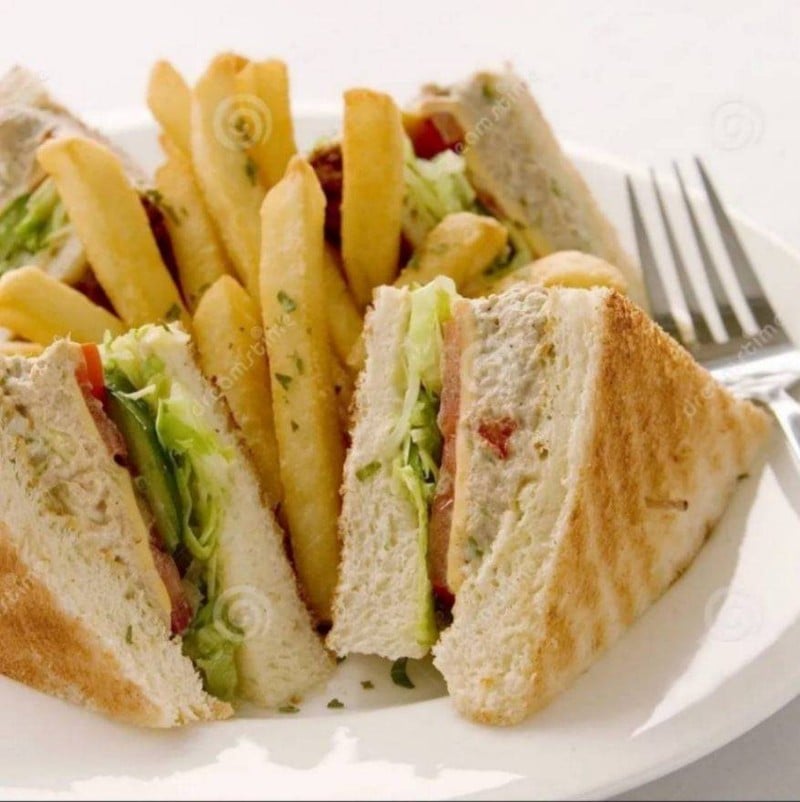 ทูน่าแซนวิช+เฟรนฟราย