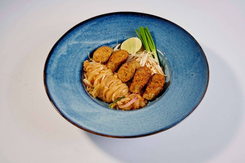 ผัดไทใส้อั่ว