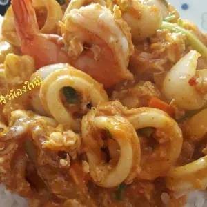 ผัดผงกะหรี่(เป็นกับข้าว)