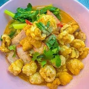 บะหมี่เกี๊ยวกากหมู (น้ำต้มยำ)