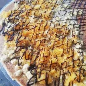 เครปเลือกท้อปปิ้งเองไส้หวาน