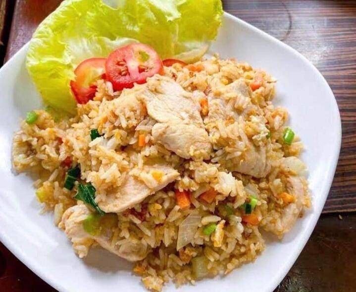 ข้าวผัด, ไก่,หมู