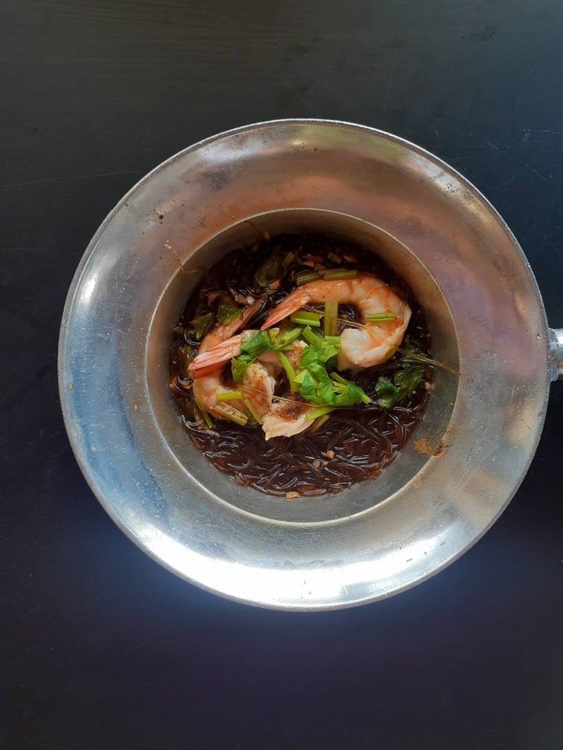 กุ้งอบวุ้นเส้น