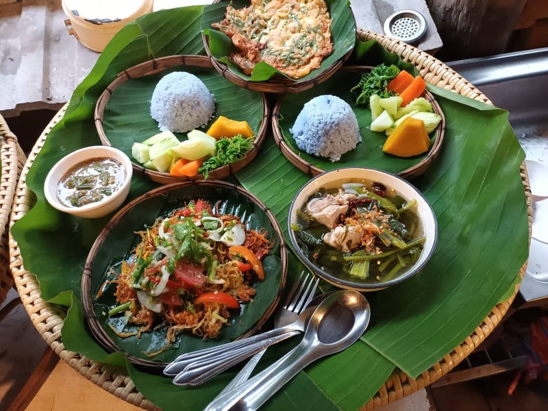 ขอบคุณรูปภาพจาก facebook หลงป่าโฮมสเตย์ บ้านป่าเหมี้ยง ลำปาง /สำหรับลงข้อมูลวงใน