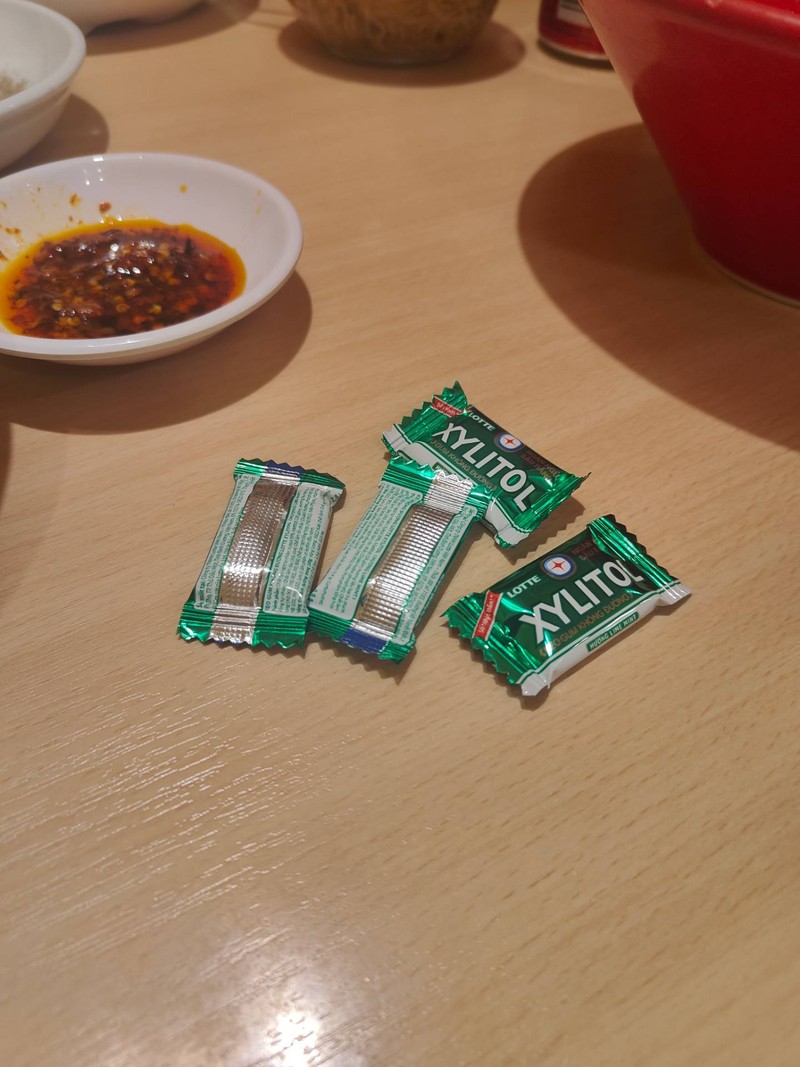 ลูกอม (แถมฟรี)