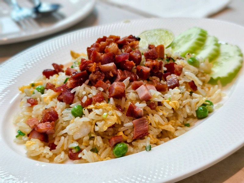 ใส่กุ้งสับ หมูแดงสับ