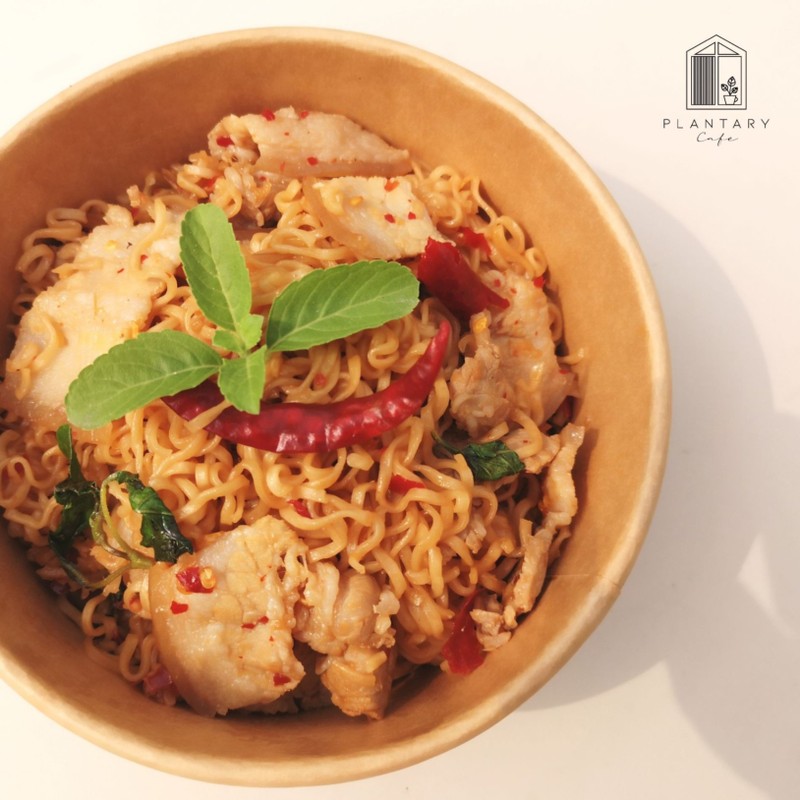 มาม่ากะเพราพริกแห้งโบราณ