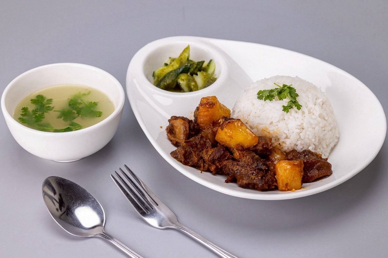 MENU_3586158mZ_1765955899