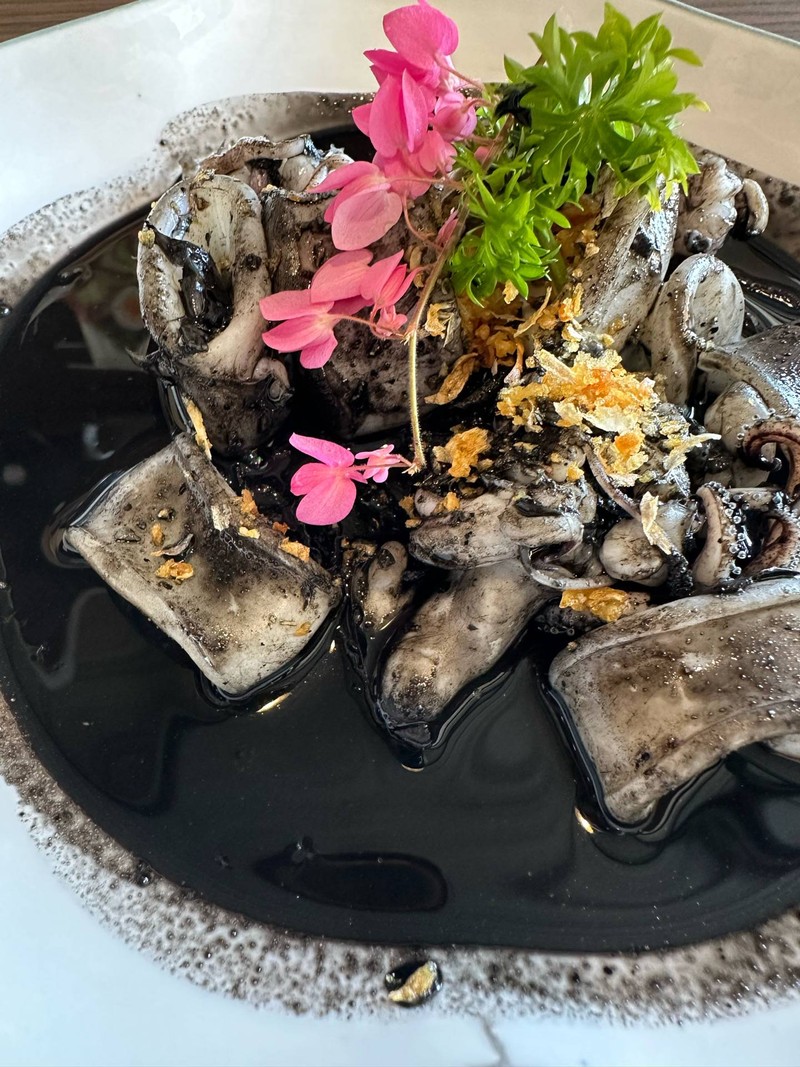 หมึกผัดซอสดำ หมึกสดมาก