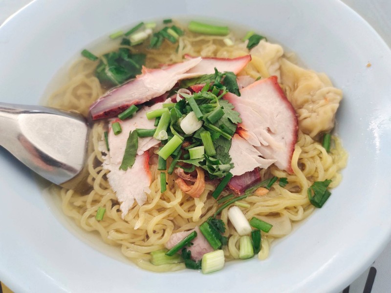 ชามละ 45.- บาท