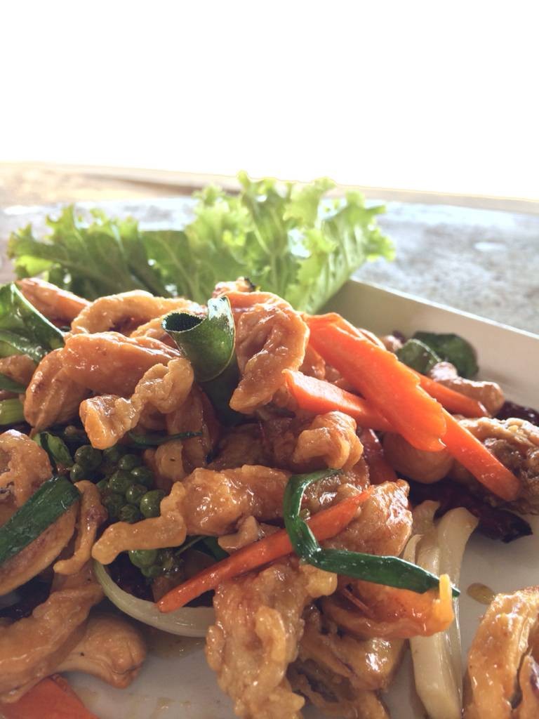 นกน้อย ซีฟู้ด หาดบานชื่น