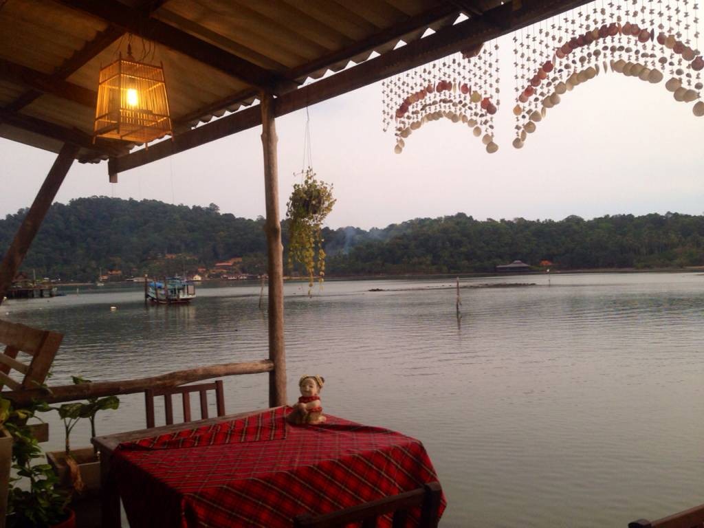 ชาวเล ซีฟู๊ด เกาะช้าง