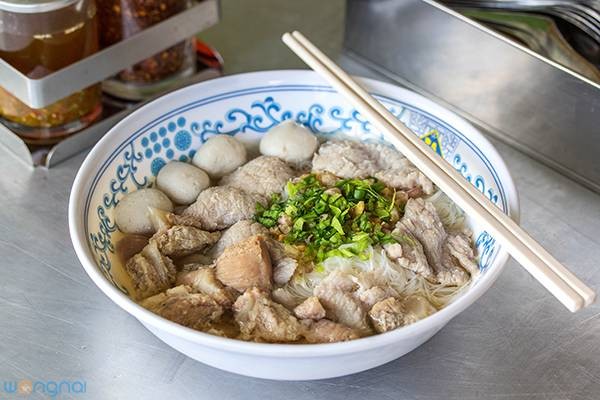 ร้านลูกชิ้นอนามัยบางจาก-สุวรรณภูมิ ร้านลูกชิ้นอนามัยบางจาก-สุวรรณภูมิ