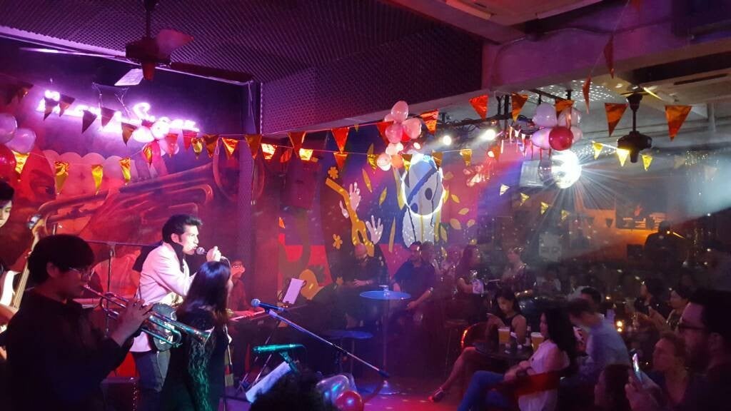 ร้าน Brown Sugar The Jazz Boutique (บราวน์ซูการ์แจ๊สผับ แอนด์ เรสทัวรอง