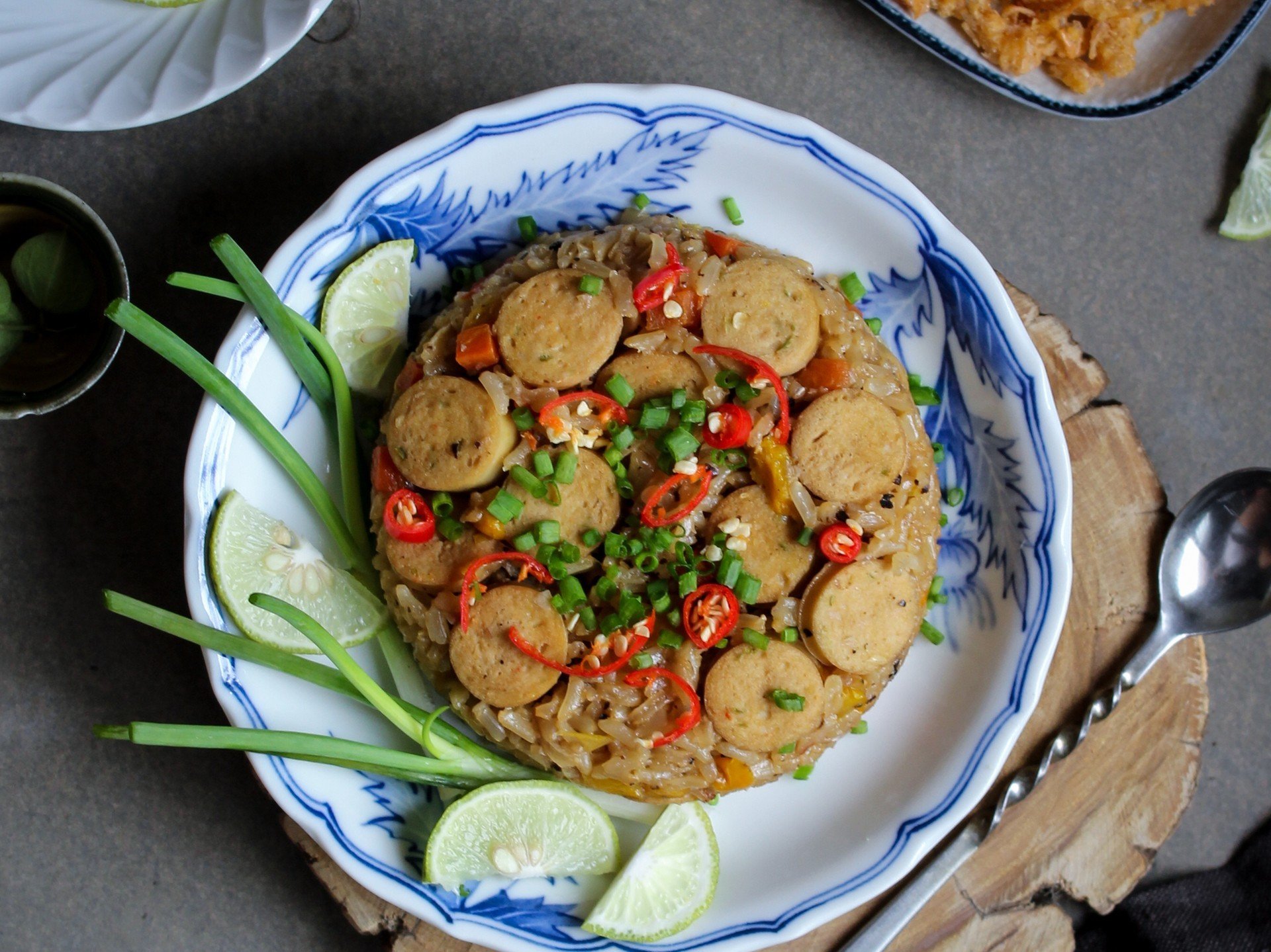 ข้าวอบไส้กรอกอกไก่ ข้าวอบไส้กรอกอกไก่