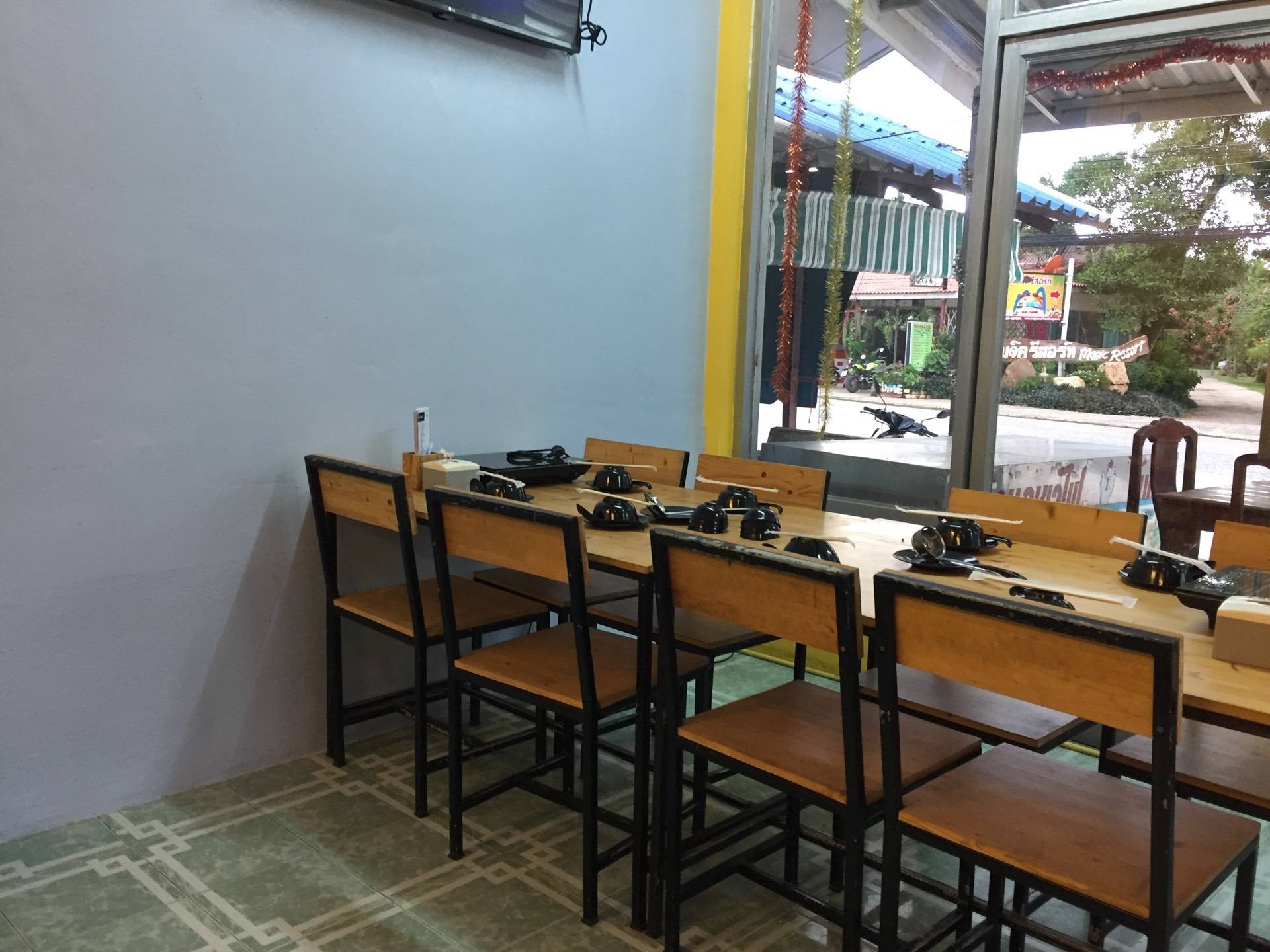 บรรยากาศ ชาบูพุงกาง เกาะช้าง 😋 เกาะช้าง, ตราด