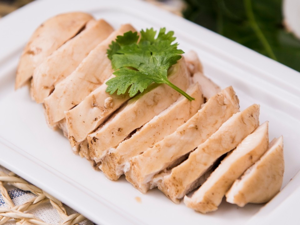 ไก่ต้มน้ำปลา