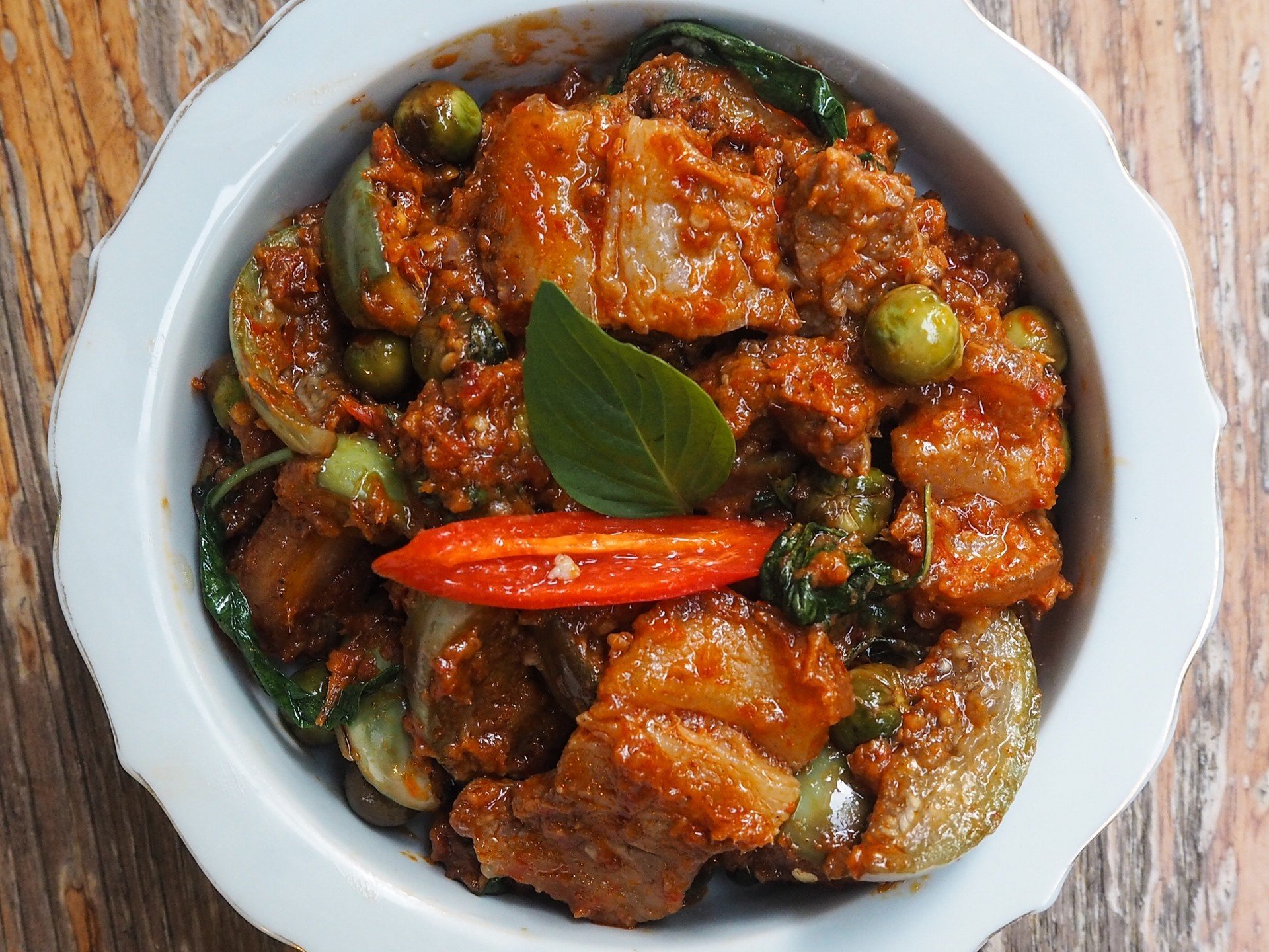 ผัดเผ็ดหมูป่า