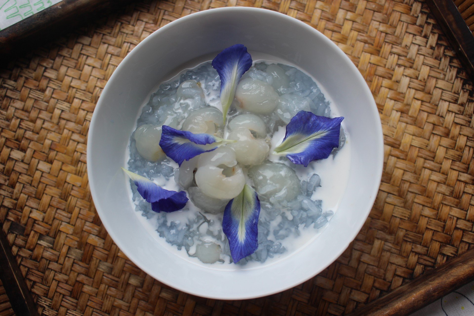 ข้าวเหนียวเปียกลำไย