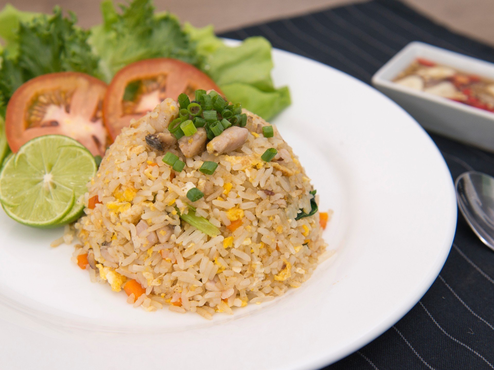 ข้าวผัดปลาเค็ม